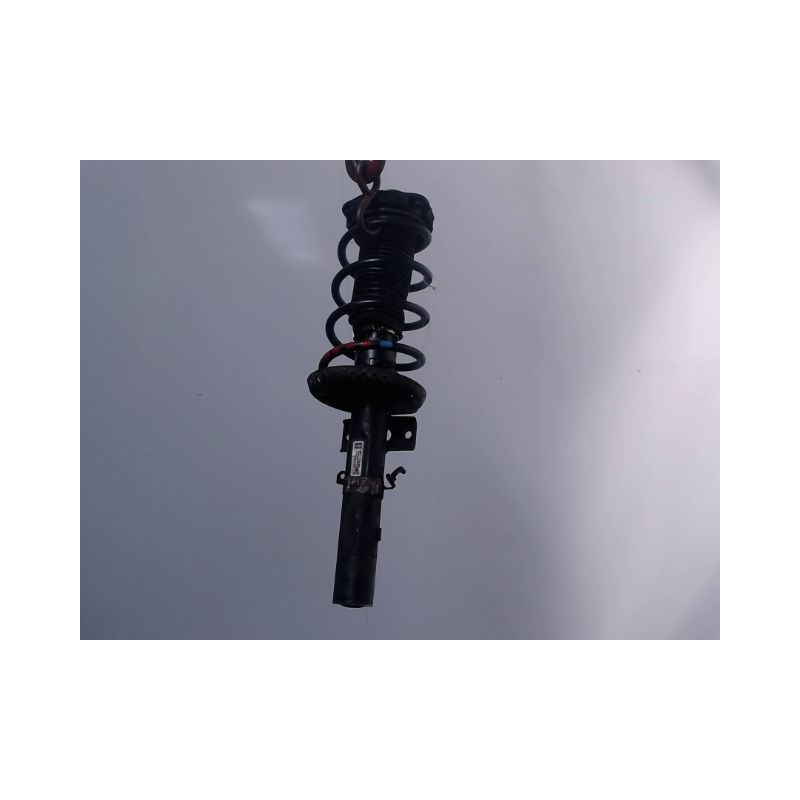 AMORTISSEUR AVANT GAUCHE VOLKSWAGEN POLO 02-05