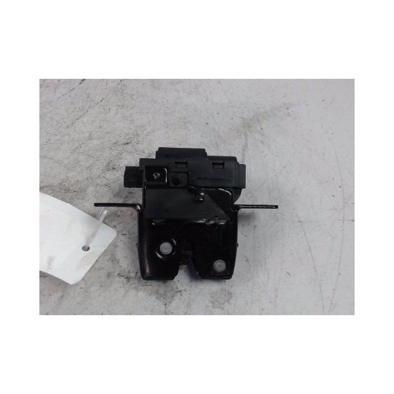 SERRURE HAYON  RENAULT CLIO III 2010-