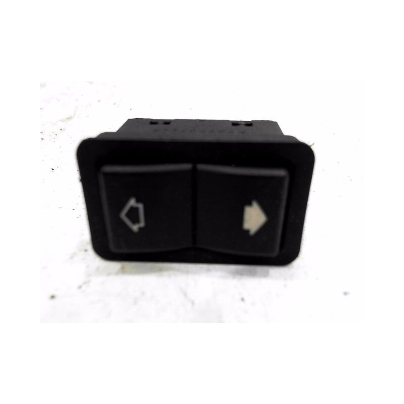 COMMANDE LEVE-GLACE PORTE AVD B.M.W. SERIE 5