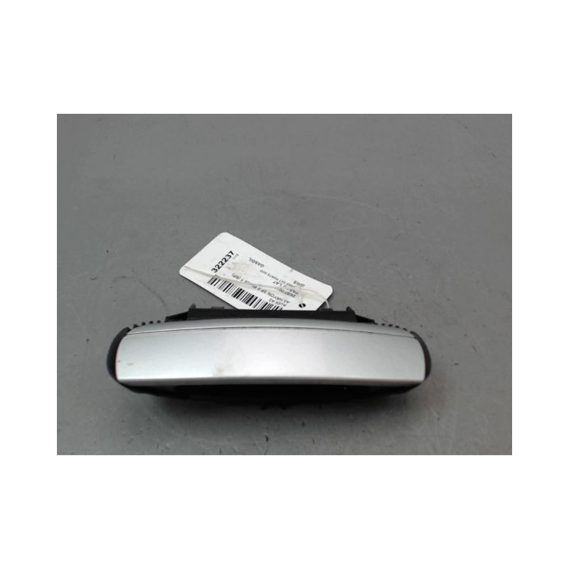 POIGNEE EXTERIEURE PORTE AVANT DROIT AUDI A3 II Phase 1 (8P) 2003-2008