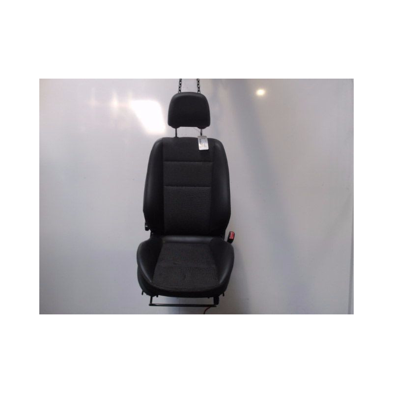 SIEGE AVANT DROIT OPEL ZAFIRA 2005-