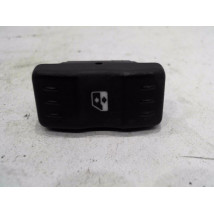 COMMANDE LEVE-GLACE PORTE AVD DACIA LOGAN 4 P 05-08
