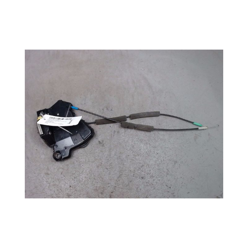 SYSTEME CONDAMNATION AVANT GAUCHE TOYOTA COROLLA VERSO 2004-2007