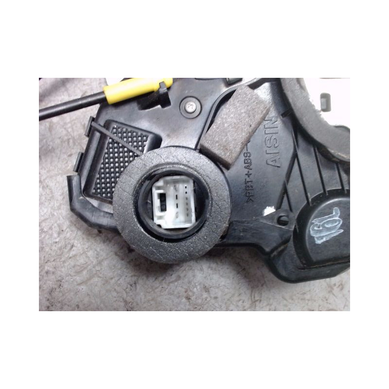 SYSTEME CONDAMNATION AVANT GAUCHE TOYOTA COROLLA VERSO 2004-2007
