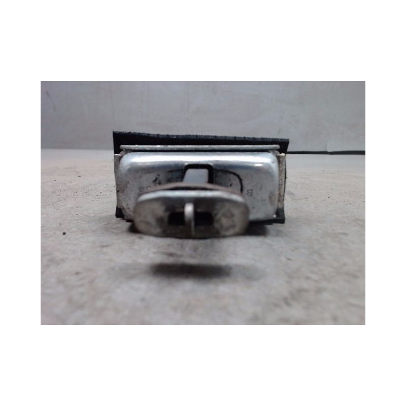 TIRANT PORTE AVANT GAUCHE FORD FOCUS 04-07