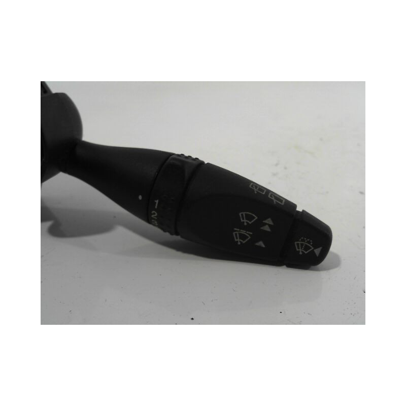 COMMANDE ESSUIE GLACE FORD FIESTA 2005-