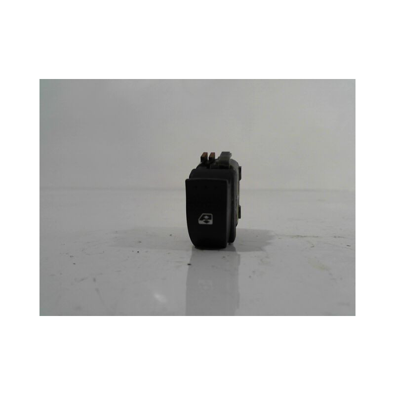 COMMANDE LEVE-GLACE PORTE ARD RENAULT LAGUNA II 2005-2007