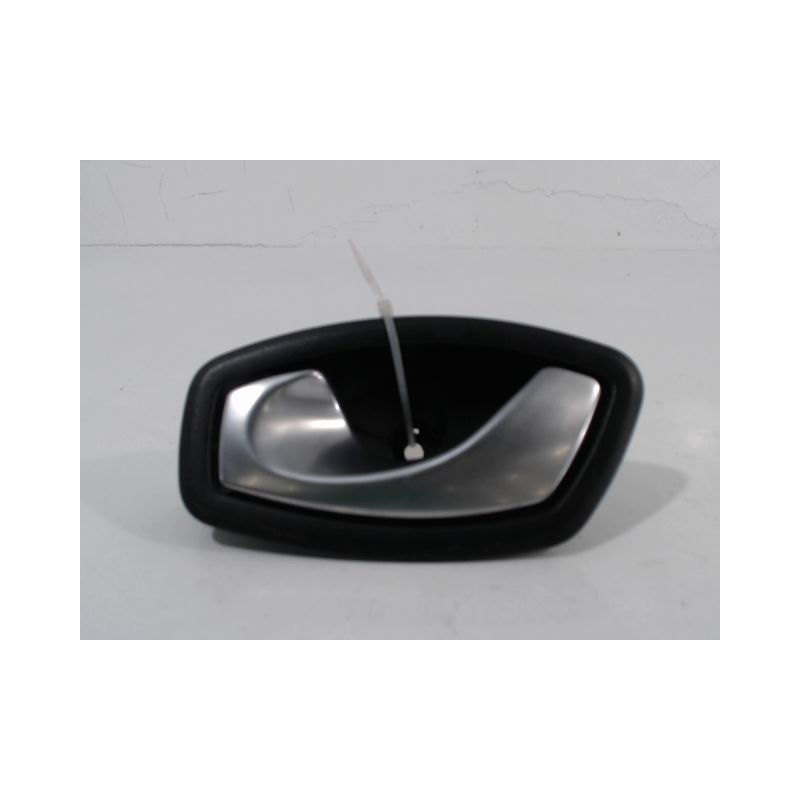 POIGNEE INTERIEURE PORTE AVANT GAUCHE RENAULT MEGANE III ESTATE 09-