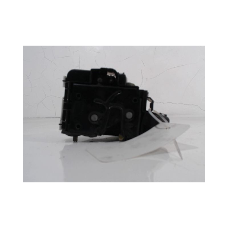 SYSTEME CONDAMNATION ARRIERE GAUCHE VOLKSWAGEN POLO 99-2001