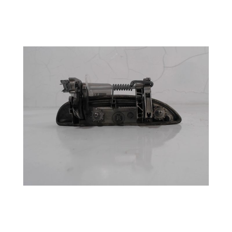 POIGNEE EXTERIEURE PORTE AVANT GAUCHE DACIA LOGAN MCV 2007-