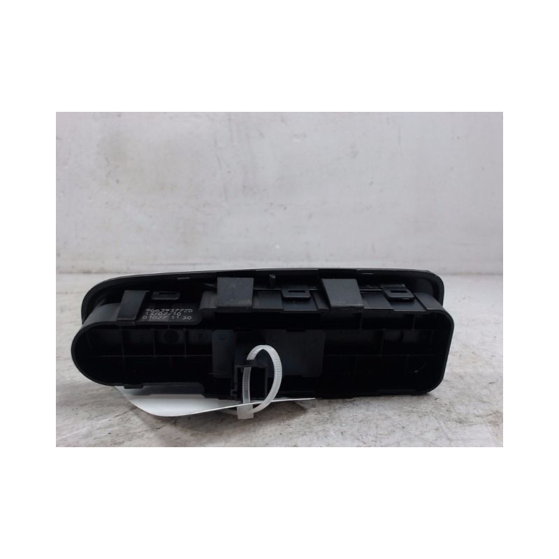 COMMANDE LEVE-GLACE PORTE AVD CITROEN C4