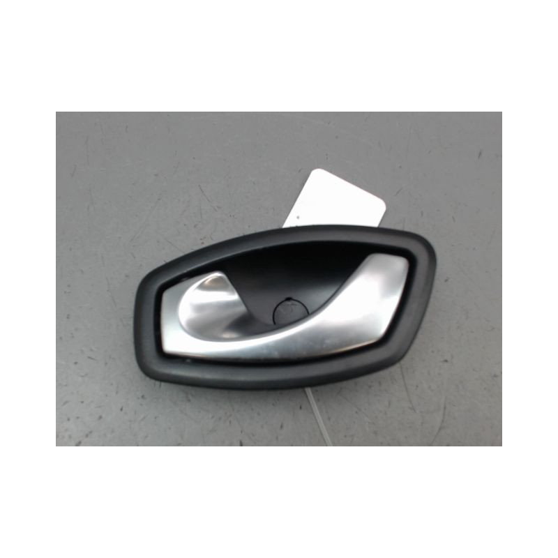 POIGNEE INTERIEURE PORTE AVANT GAUCHE RENAULT CLIO IV Phase 1 2012-...