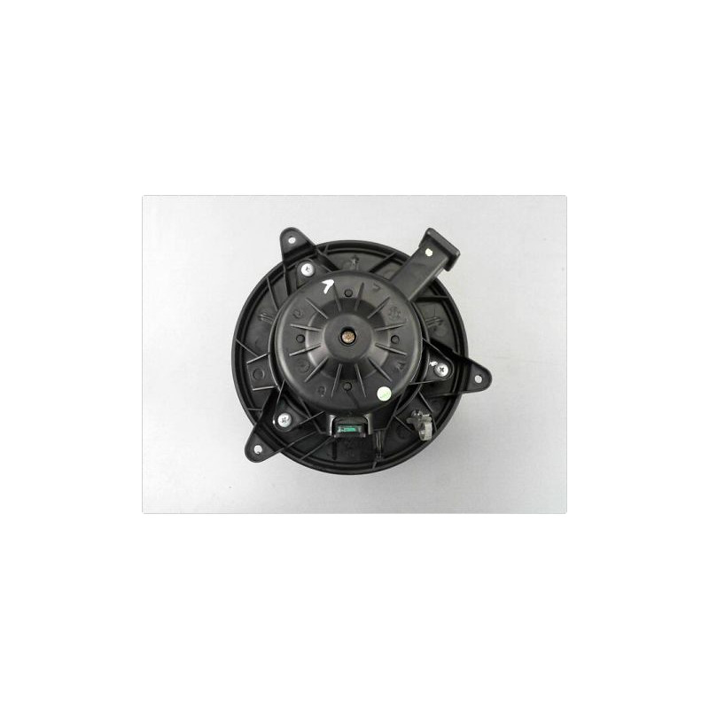 MOTEUR VENTILATEUR CHAUFFAGE OPEL MERIVA II 2010-2014