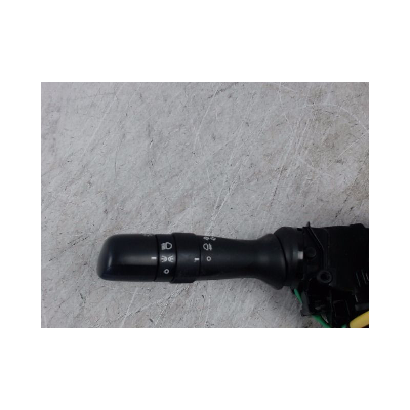 COMMANDE CLIGNOTANT TOYOTA AYGO 5P