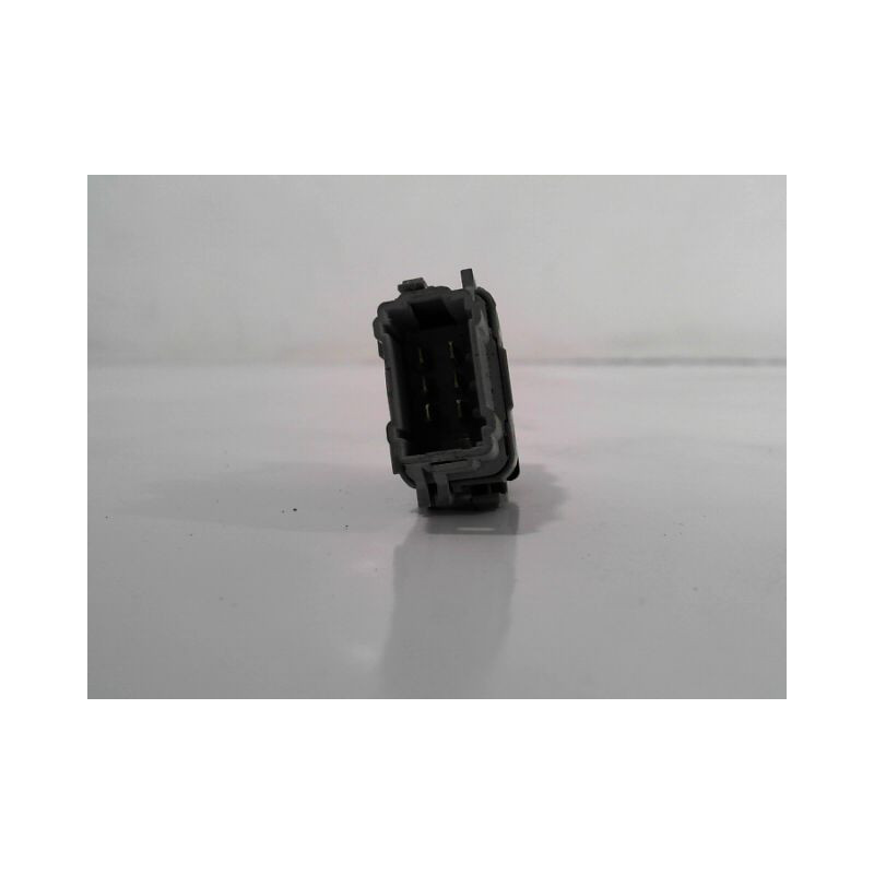 COMMANDE LEVE-GLACE PORTE AVD RENAULT ESPACE