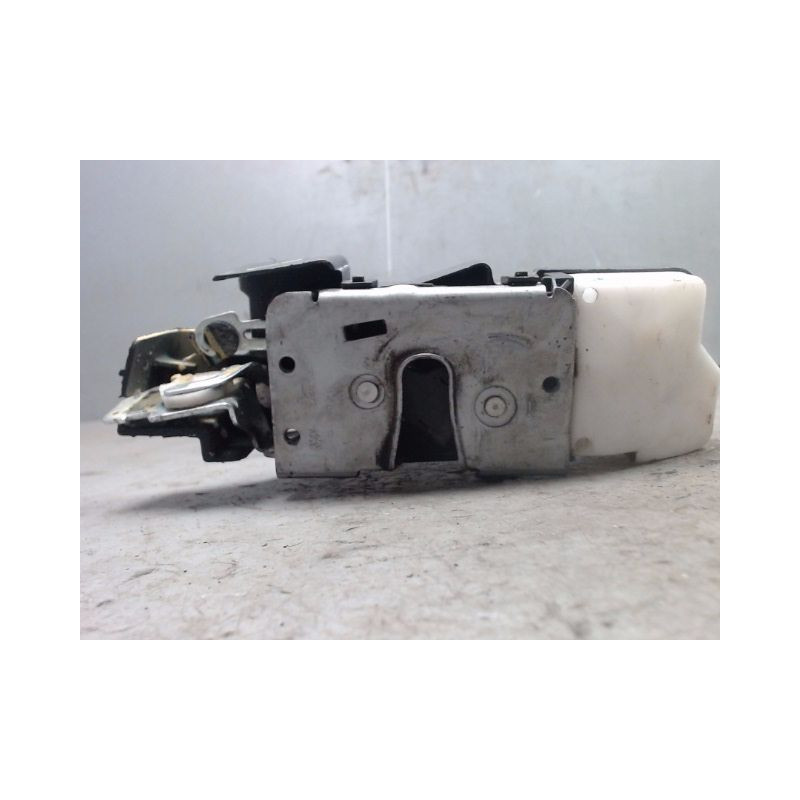 SYSTEME CONDAMNATION AVANT DROIT VOLKSWAGEN FOX