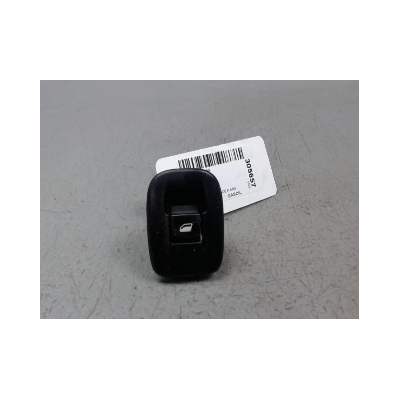 COMMANDE LEVE-GLACE PORTE ARG PEUGEOT 208