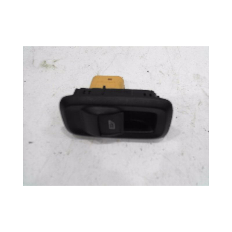 COMMANDE LEVE-GLACE PORTE AVD FORD FIESTA