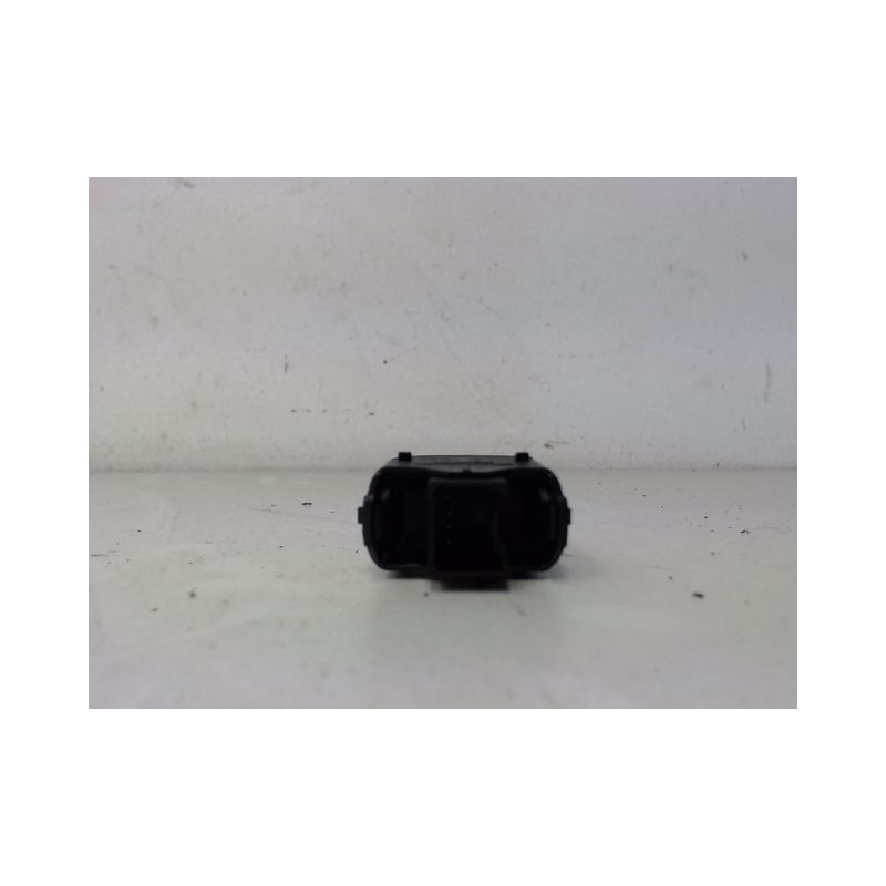 COMMANDE LEVE-GLACE PORTE ARD FORD FOCUS