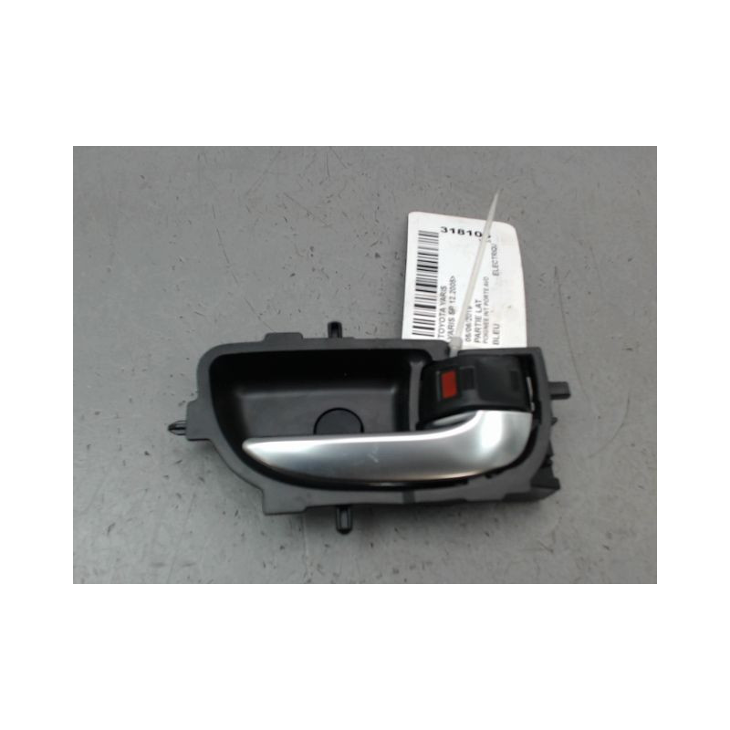 POIGNEE INTERIEURE PORTE AVANT DROIT TOYOTA YARIS 2005-