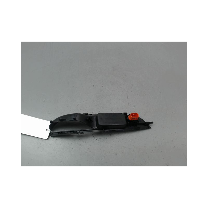 COMMANDE LEVE-GLACE PORTE AVD FORD FOCUS III 2011-...