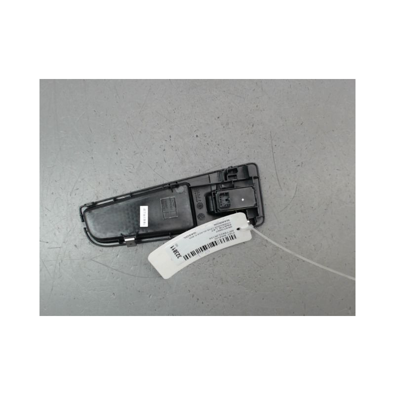 COMMANDE LEVE-GLACE PORTE AVD FIAT BRAVO II 2007-...