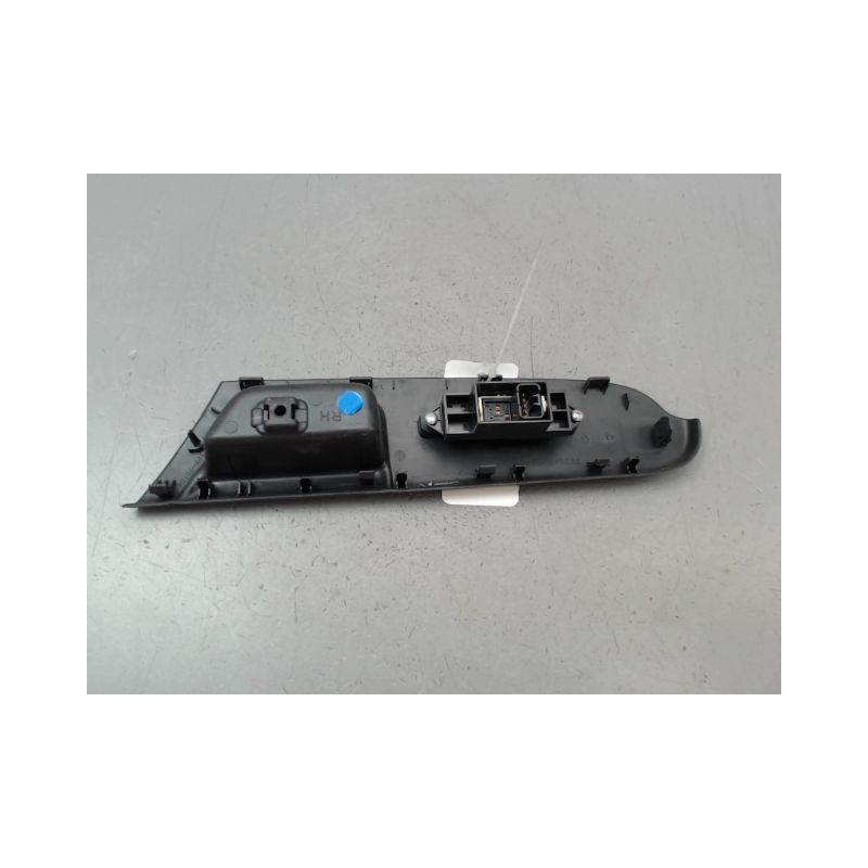 COMMANDE LEVE-GLACE PORTE ARD CITROEN C4 AIRCR.