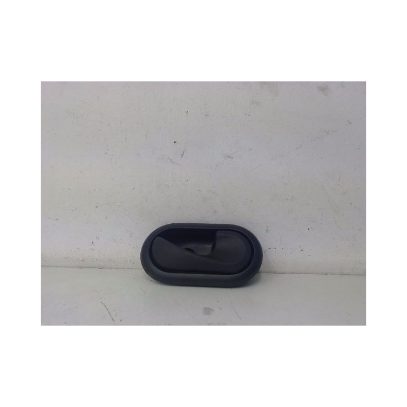 POIGNEE INTERIEURE PORTE AVANT DROIT DACIA SANDERO 2008-