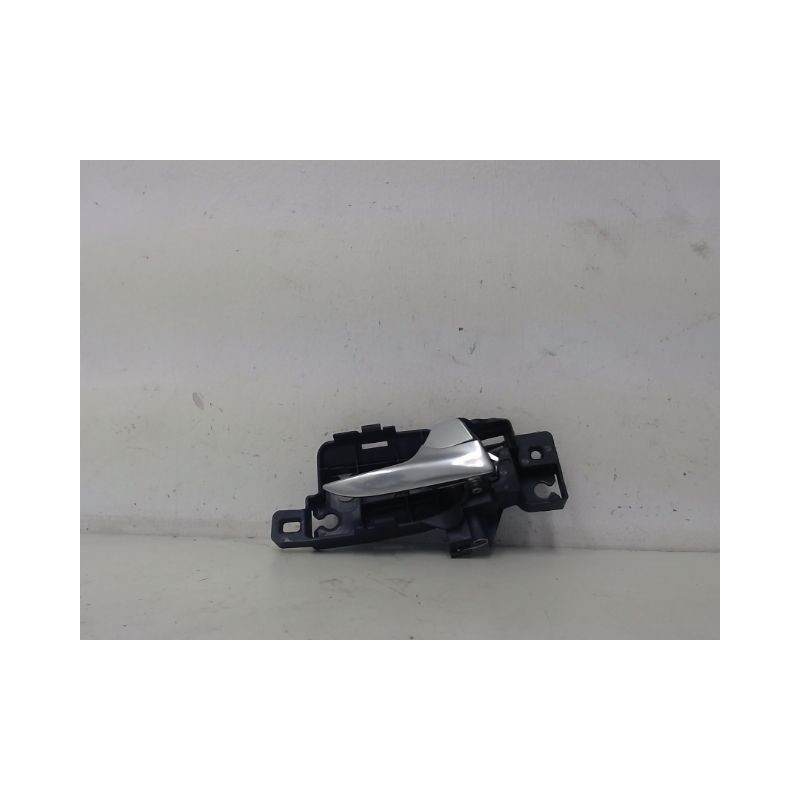 POIGNEE INTERIEURE PORTE AVANT DROIT FORD MONDEO