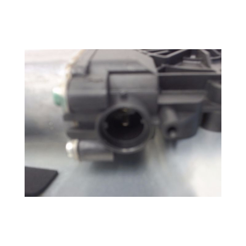 MECANISME+MOTEUR LEVE-GLACE AVANT DROIT NISSAN QASHQAI