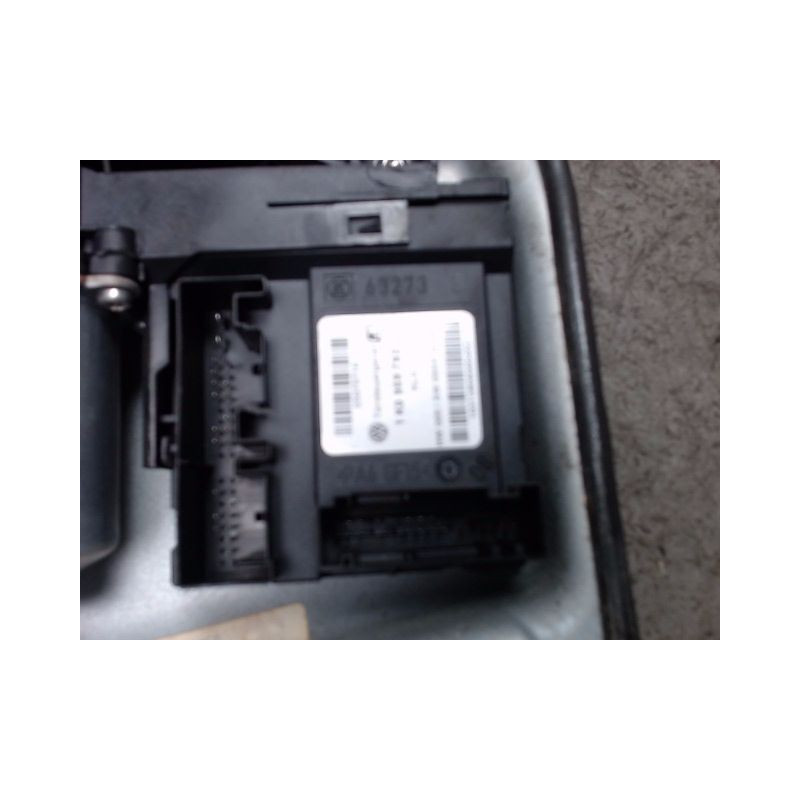 MECANISME+MOTEUR LEVE-GLACE AVANT GAUCHE VOLKSWAGEN GOLF V 2003-2009