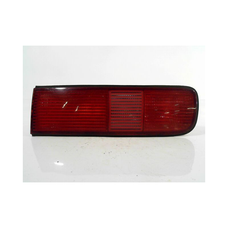 FEU ARRIERE INTERIEUR GAUCHE RENAULT SAFRANE 96 -2000