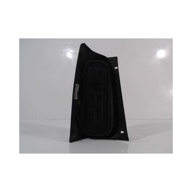 FEU ARRIERE DROIT SMART CITY