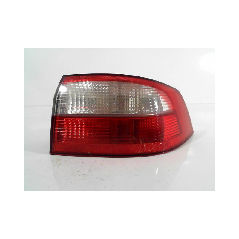 FEU ARRIERE DROIT RENAULT LAGUNA II 00-2005