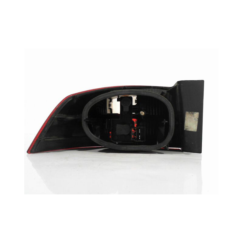 FEU ARRIERE DROIT RENAULT LAGUNA II 00-2005