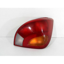 FEU ARRIERE DROIT FORD FIESTA 95-9.99