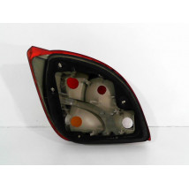 FEU ARRIERE DROIT FORD FIESTA 95-9.99