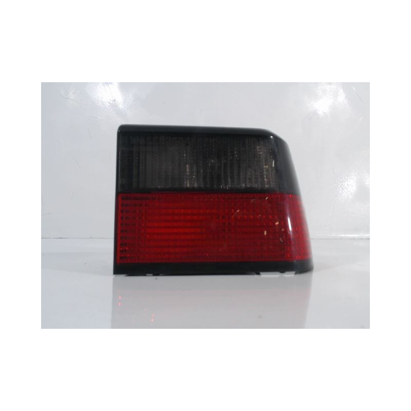 FEU ARRIERE DROIT CITROEN XANTIA -98