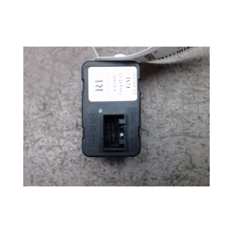 COMMANDE LEVE-GLACE PORTE AVG OPEL CORSA 2000-8.2003