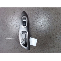 COMMANDE LEVE-GLACE PORTE ARG NISSAN JUKE