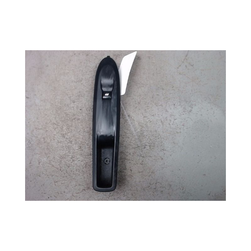 COMMANDE LEVE-GLACE PORTE AVD CITROEN C4 2010-