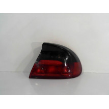 FEU ARRIERE DROIT OPEL TIGRA