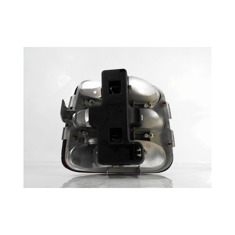 FEU ARRIERE DROIT FIAT BRAVA