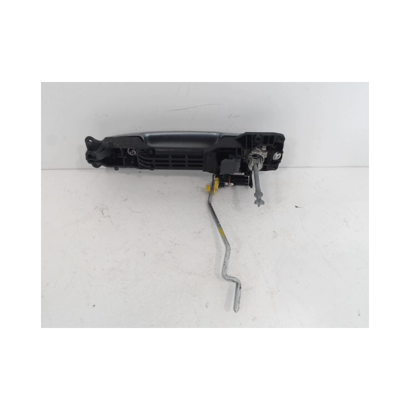 POIGNEE EXTERIEURE PORTE AVANT GAUCHE TOYOTA RAV4