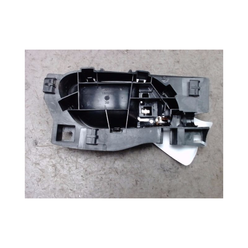 POIGNEE INTERIEURE PORTE ARRIERE GAUCHE PEUGEOT 3008 2009-