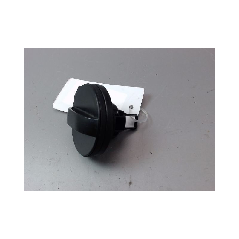 BOUCHON RESERVOIR A CARBURANT PEUGEOT 208 2012-...