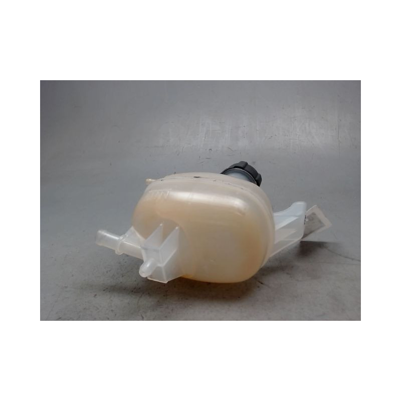 VASE EXPANSION NISSAN MICRA