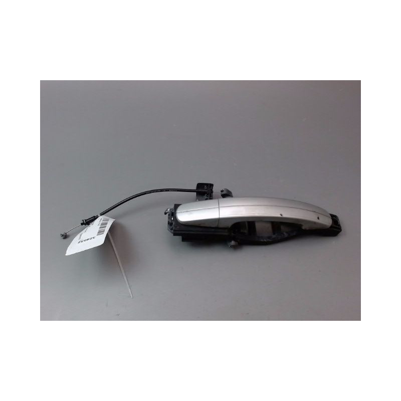 POIGNEE EXTERIEURE PORTE ARRIERE DROIT RENAULT CLIO II Phase 1 1998-2001