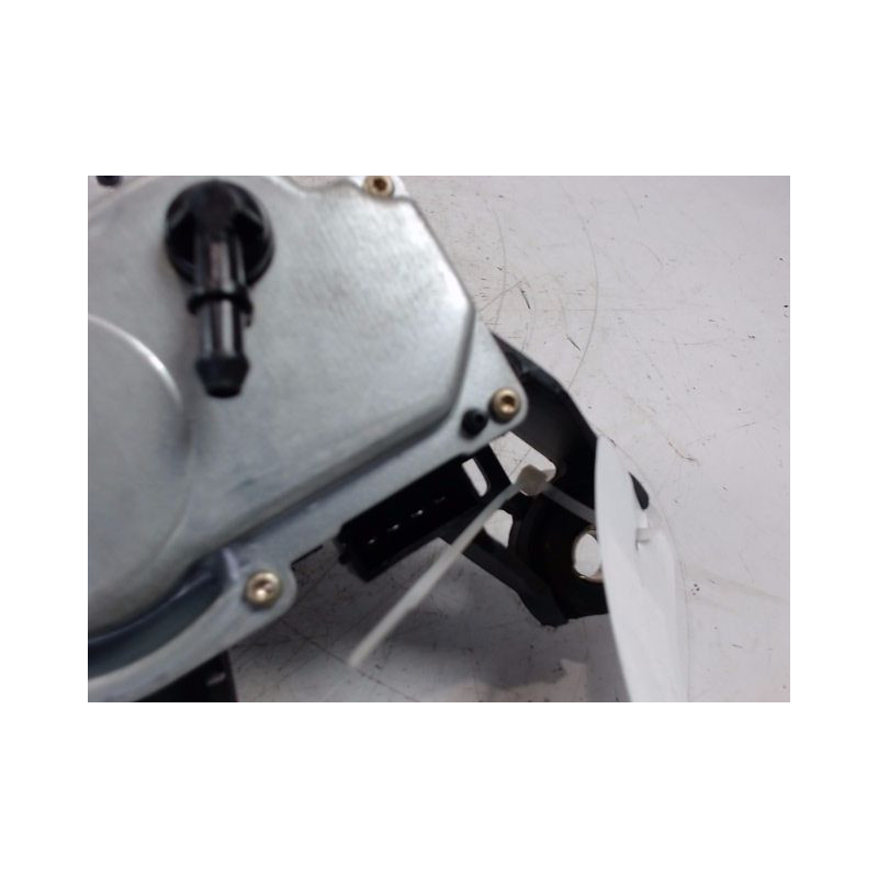 MOTEUR ESSUIE-GLACE ARRIERE VOLKSWAGEN POLO 99-2001