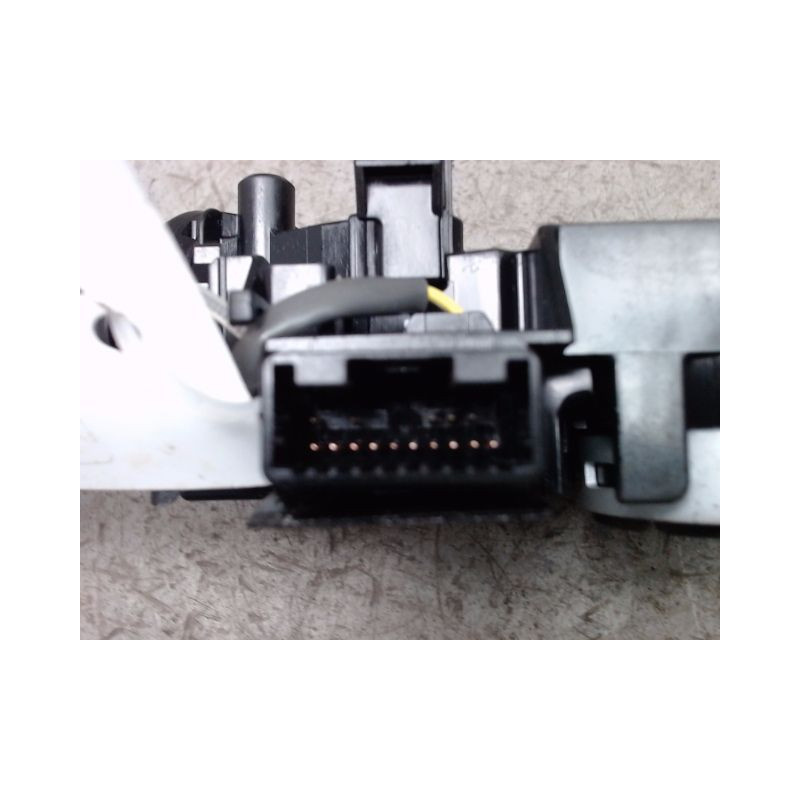 COMMANDE CLIGNOTANT TOYOTA VERSO 2010-